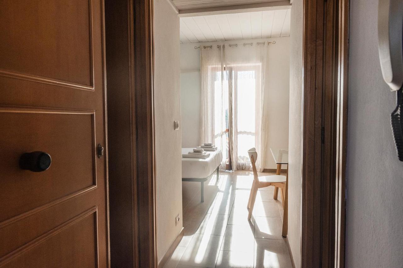 Nulauro 12 Apartment Alghero Luaran gambar